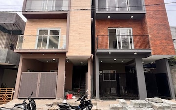 6+ BHK Independent House For Sale in Hbr Layout
