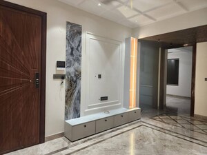 Building Lobby in 4 BHK Builder Floor at Ansal API Esencia, Sector 67 – for Sale