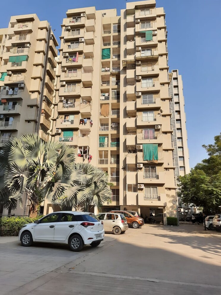 Exterior View, poddar-palm-greens 2 Bedroom 1064 Sq.Ft. Apartment In Makarba Ahmedabad 8888967