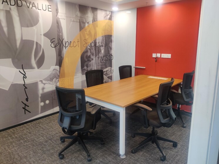 Team Area, fergusson college road Commercial Office Space 7000 Sq.Ft. In Fergusson College Road Pune 8888966