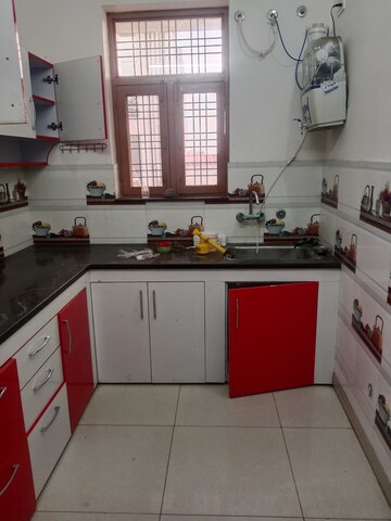 Kitchen in 2 BHK Builder Floor at Park Avenue, Mussoorie Road – for Rent