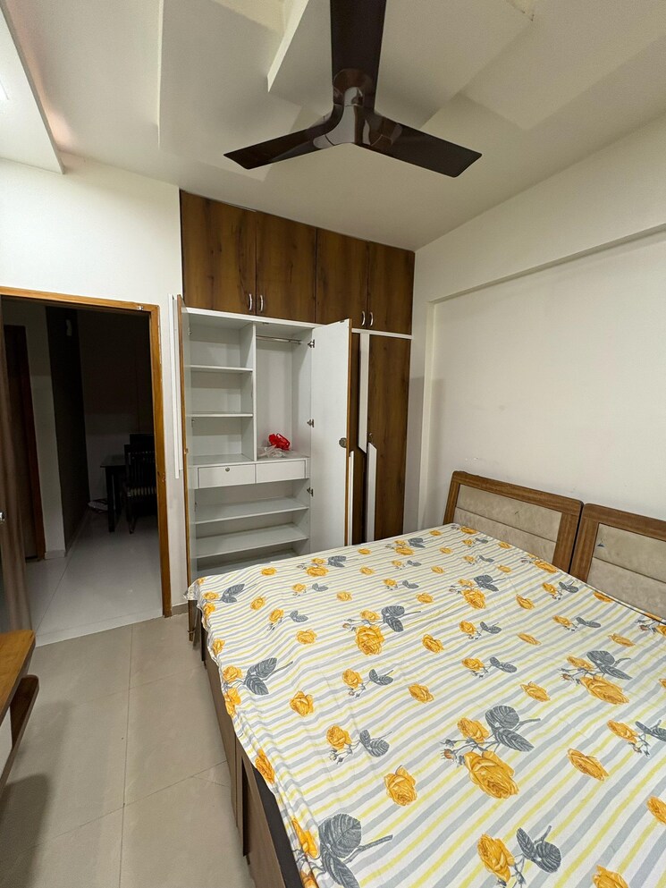Bedroom, vishwanath-ishaan-3 3 Bedroom 2219 Sq.Ft. Apartment In Prahlad Nagar Ahmedabad 8888976