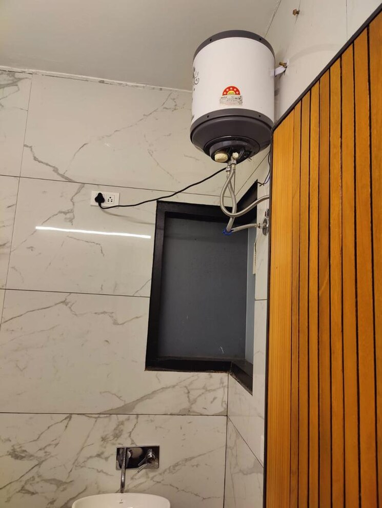 Kitchen, penta-homes 3 Bedroom 1500 Sq.Ft. Apartment In Vip Road Zirakpur 8888970