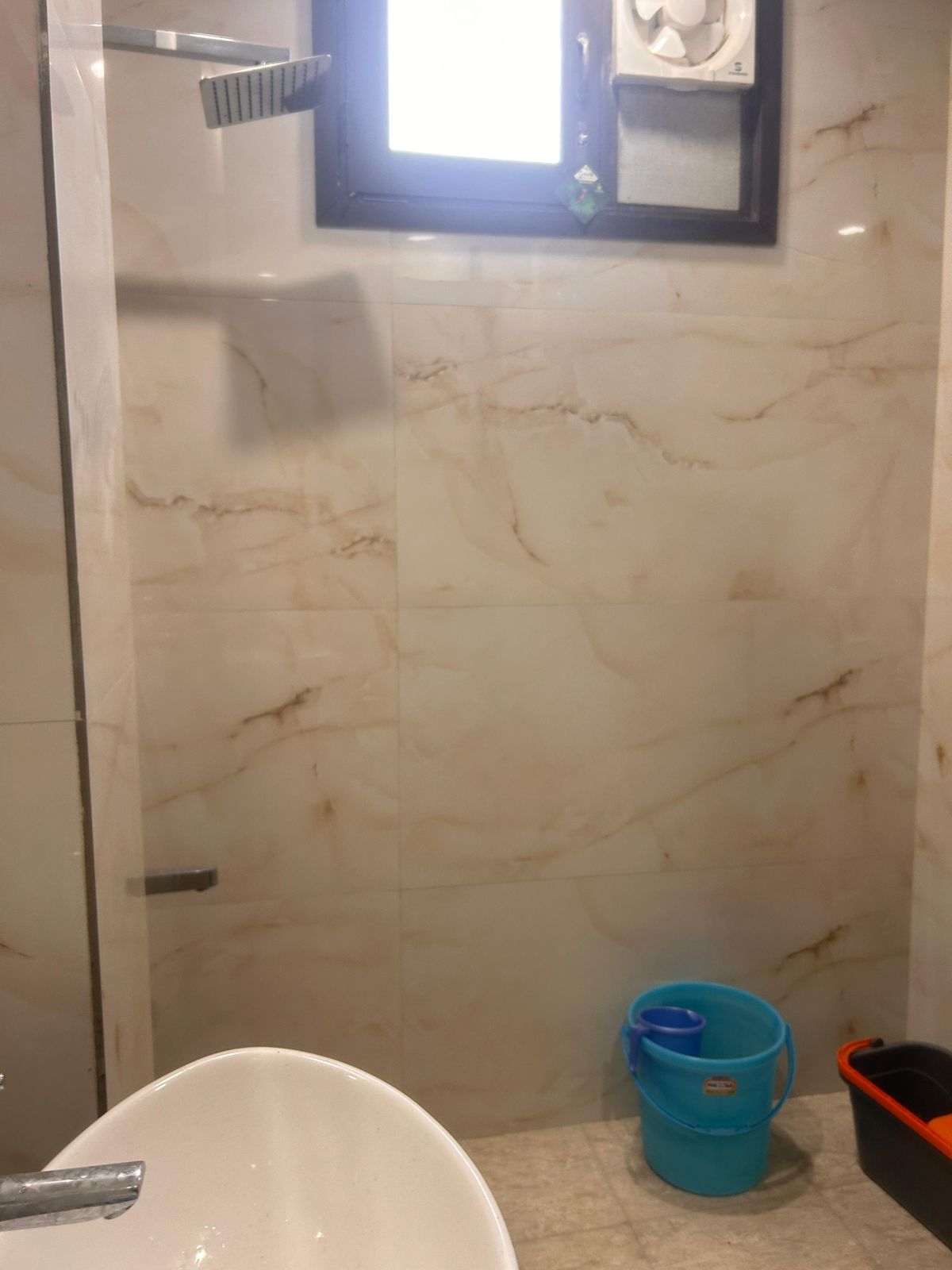 2 BHK + Servant Room Builder Floor For Rent in Luxury Building Floor 