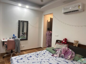 Bedroom in 2 BHK Builder Floor at Malviya Nagar – for Rent