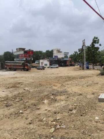  Shop – Exterior View View at Sector 21d - for Sale