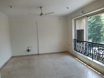 Room in 2 BHK Apartment at Casa Marina CHS LTD, Ghodbunder Road – for Rent