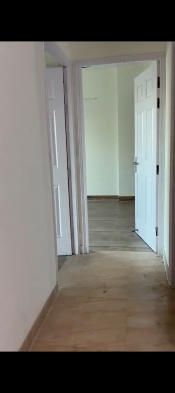 Room in 3 BHK Apartment at Migsun Roof, Raj Nagar Extension – for Rent