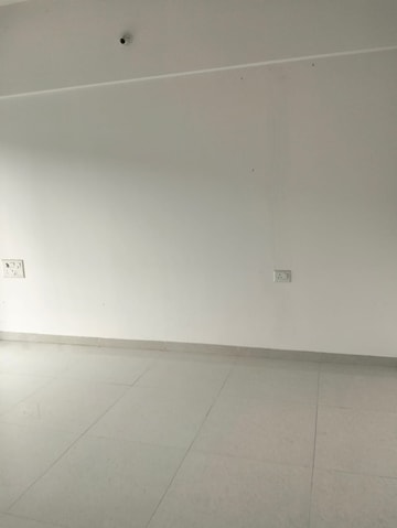 Room in 2 BHK Apartment at Puranik Abitante, Bavdhan – for Sale