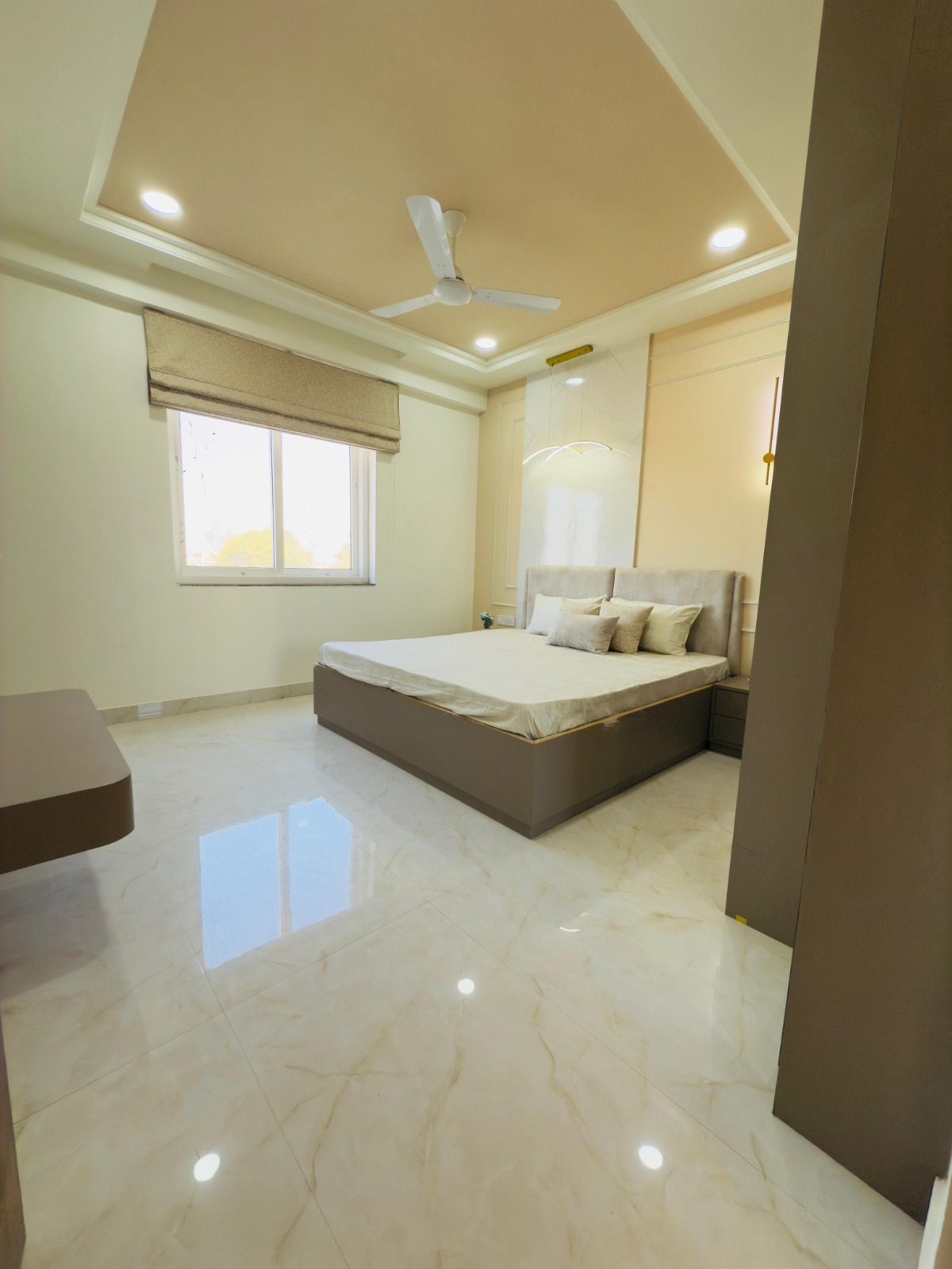 4 BHK + Pooja Room Villa For Rent in Sushant Lok I