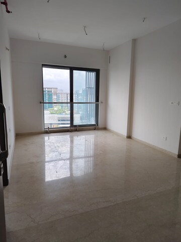 Room in 2 BHK Apartment at Adani Ten BKC, Bandra East – for Rent