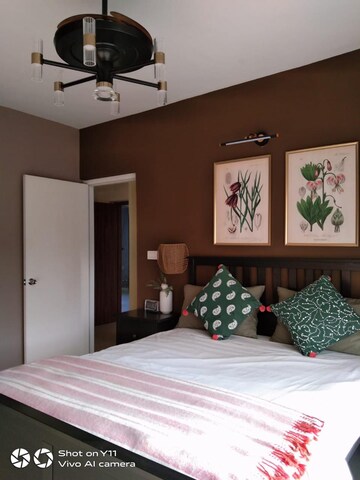 Bedroom in 2 BHK Apartment at Hiren High cliff, Off Sarjapur Road – for Sale