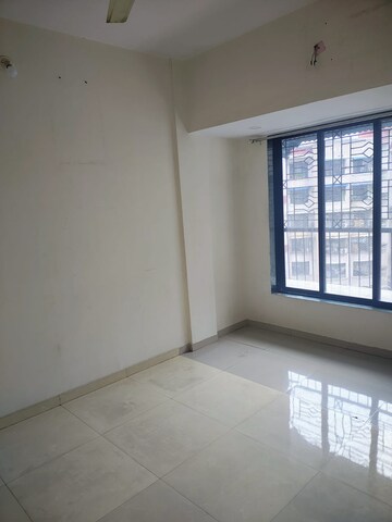 Room in 1 BHK Apartment at Bhumiraj Woods, Kharghar – for Sale