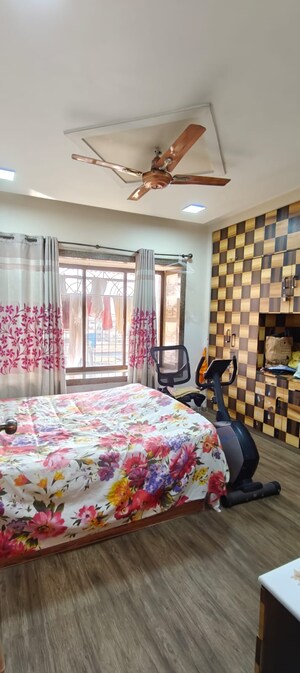 Bedroom in 2 BHK Apartment at Vashi – for Sale