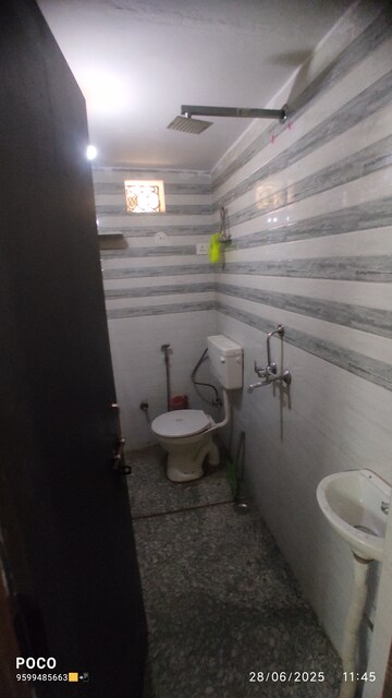 Bathroom in 1 BHK Builder Floor at Mehrauli – for Rent