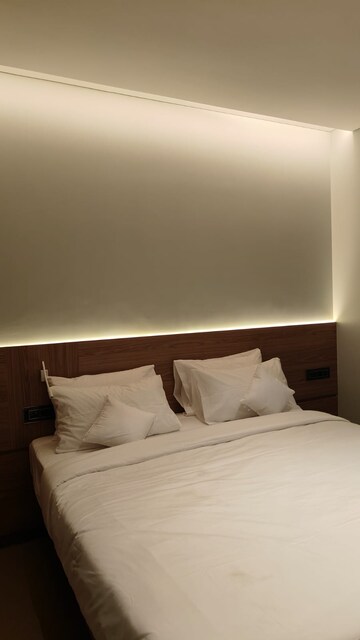 Bedroom in 3 BHK Apartment at LnT Crescent Bay T3, Parel – for Rent