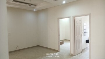 Room in 3 BHK Builder Floor at Dhakoli – for Rent