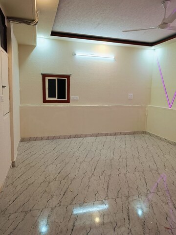 Room in 2 BHK Builder Floor at Kalkaji – for Rent