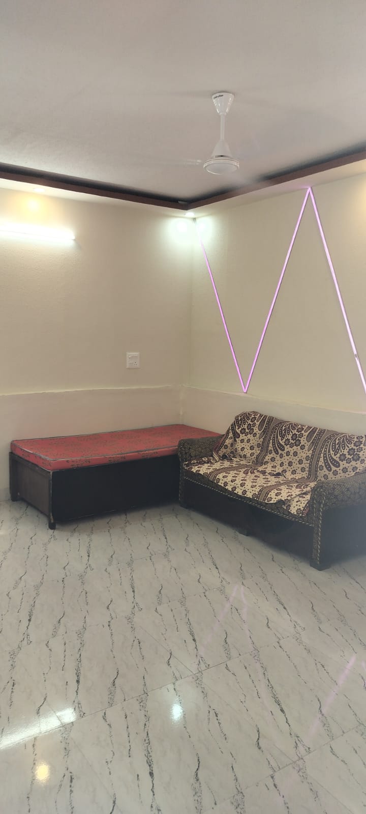 2 BHK + Pooja Room Builder Floor For Rent in Kalkaji