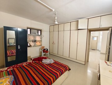 Bedroom in 2 BHK Apartment at Thane West – for Rent
