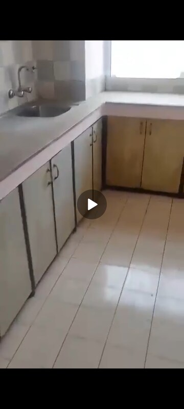 Building Lobby in 3 BHK Apartment at DLF Ridgewood Estate, Dlf Phase iv – for Rent