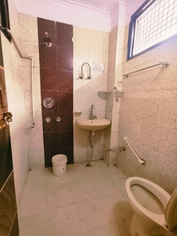 Bathroom in 2 BHK Builder Floor at Dwarka Mor – for Rent