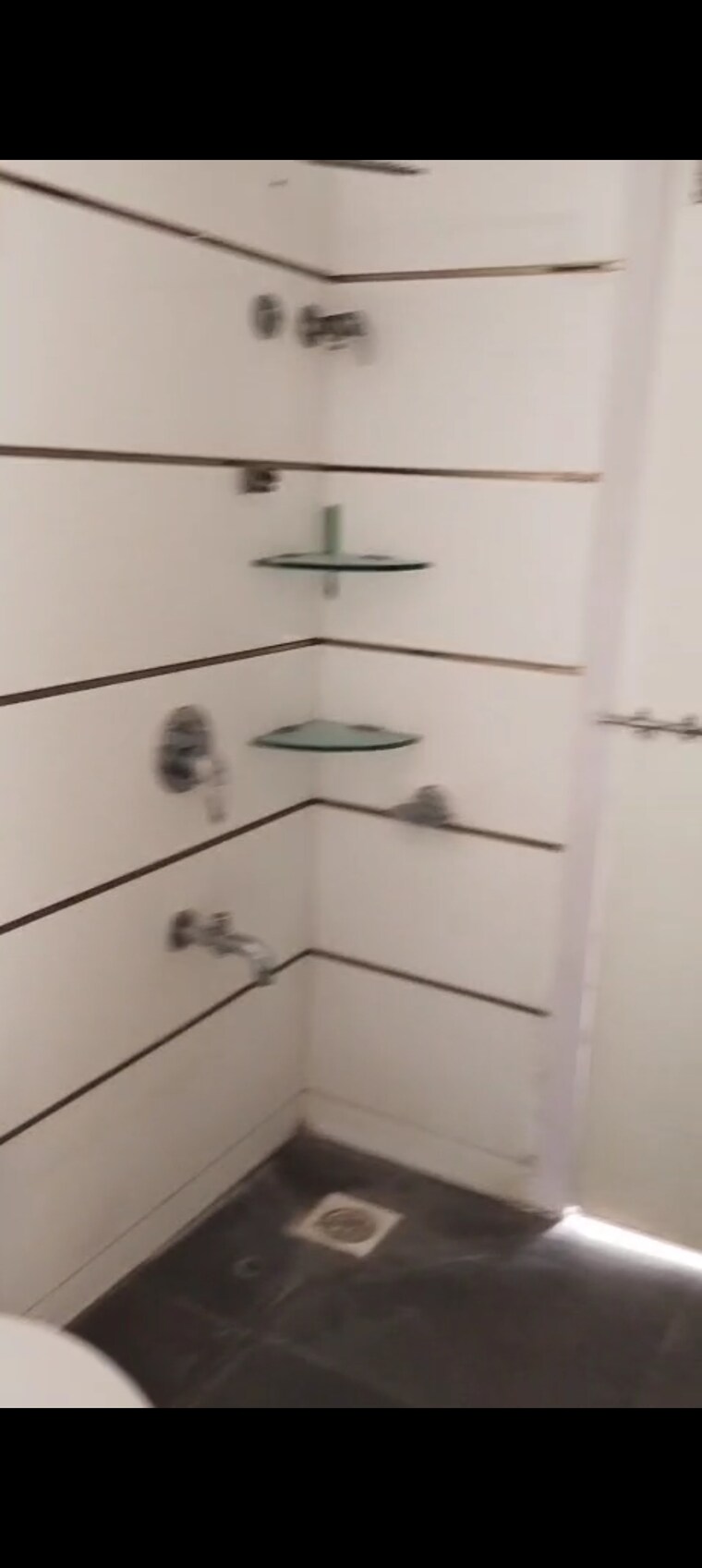 undefined, cosmos-majestic 3 Bedroom 1100 Sq.Ft. Apartment In Prabhadevi Mumbai 8889398