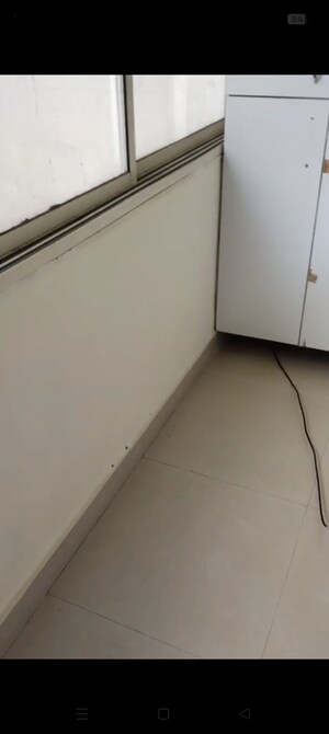 Room in 3 BHK Apartment at Cosmos Majestic, Prabhadevi – for Sale