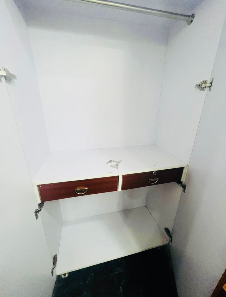 Bathroom, ansal-sushant-estate 1 RK 204 Sq.Ft. Apartment In Sector 52 Gurgaon 8889437