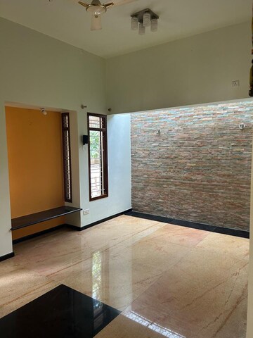 Room in 4 BHK Independent House at Jp Nagar Phase 7 – for Rent