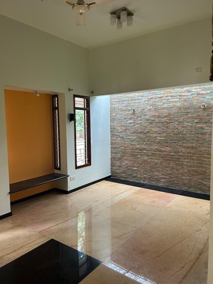 Room, jp nagar phase 7 4 Bedroom 2100 Sq.Ft. Independent House In Jp Nagar Phase 7 Bangalore 8889400