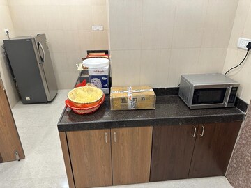 Furnished Amenities in 4 BHK Apartment at Shagoofa CHS, Nerul – for Rent