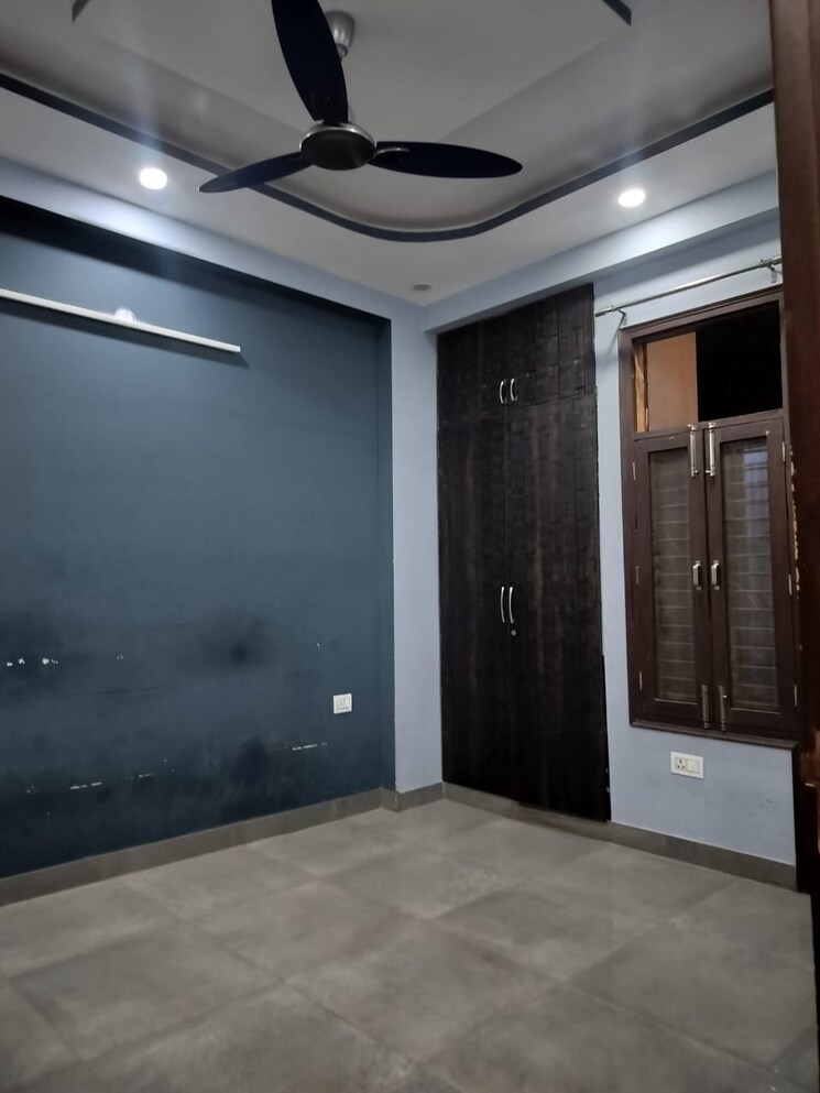 Room, dev-apartments-sector-49 3 Bedroom 162 Sq.Mt. Independent House In Sector 49 Noida 8889474