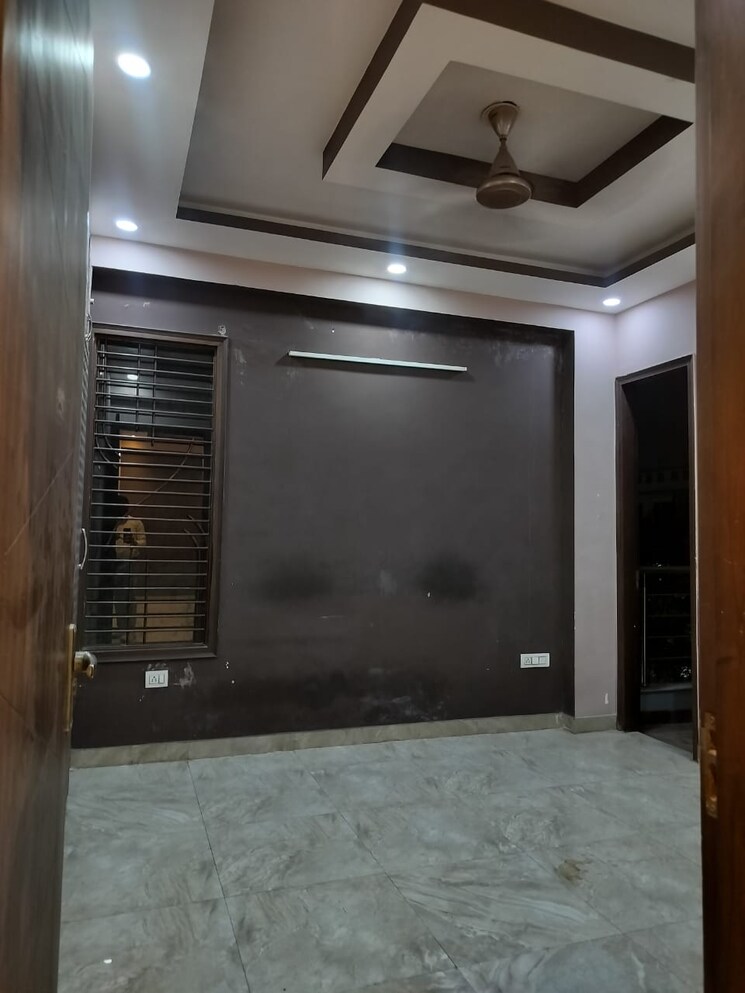 Room, dev-apartments-sector-49 3 Bedroom 162 Sq.Mt. Independent House In Sector 49 Noida 8889474