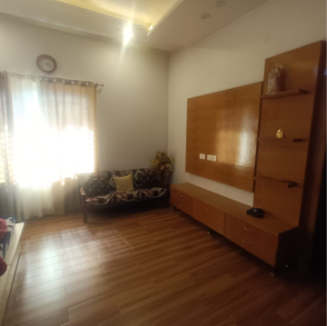 Living Room in 5 BHK Independent House at Sector 21b – for Sale