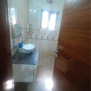 Bathroom in 5 BHK Independent House at Sector 21b – for Sale