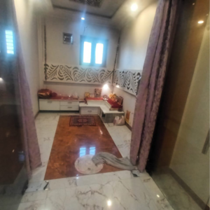  5 BHK Independent House at Sector 21b – for Sale