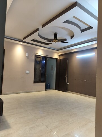 Room in 3 BHK Independent House at RWA Apartments Sector 108, Sector 108 – for Rent