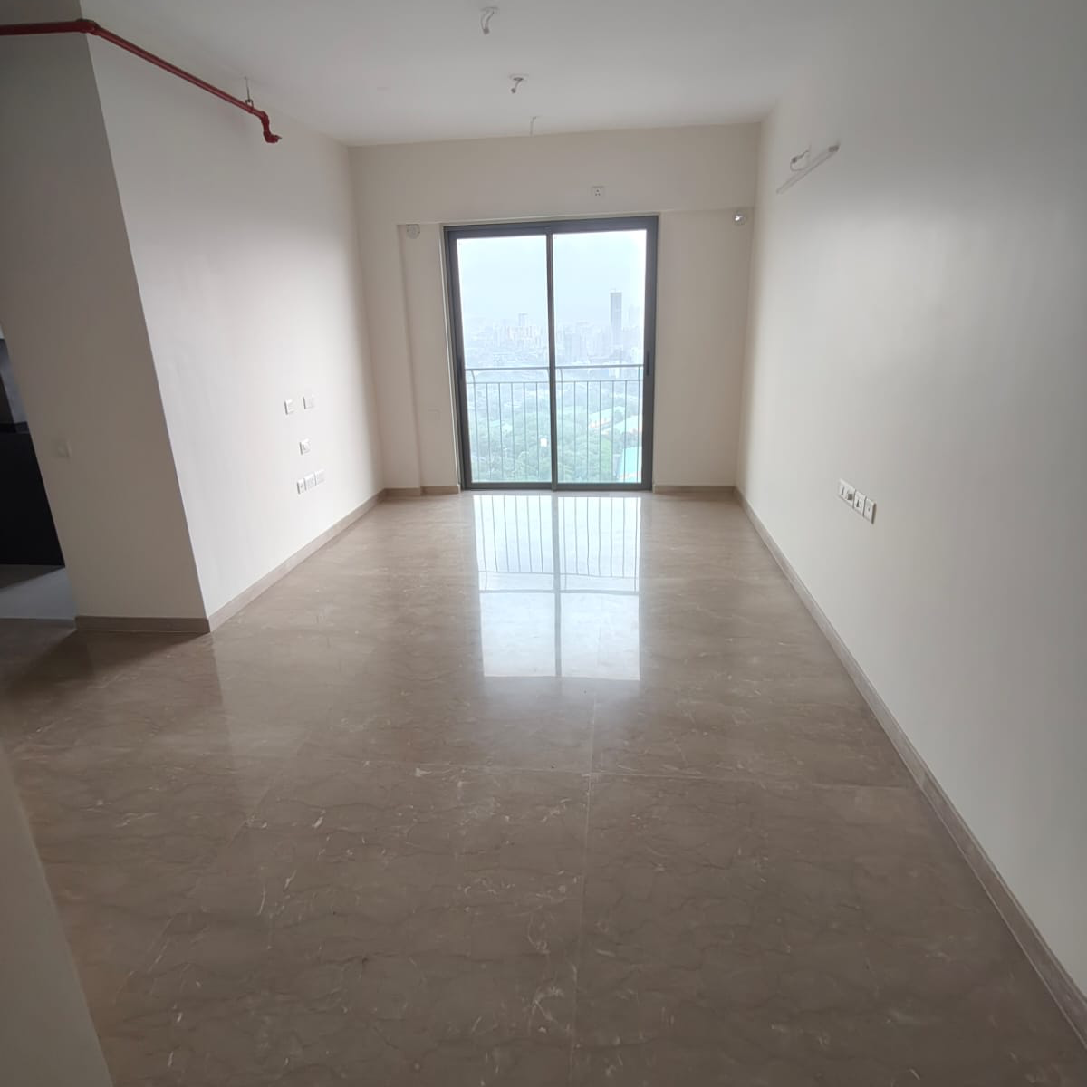 2.5 BHK + Extra Room Apartment For Rent in Rustomjee Summit