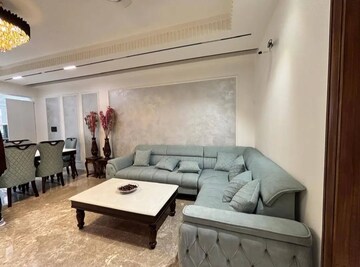 Bedroom in 3 BHK Builder Floor at Saket – for Rent