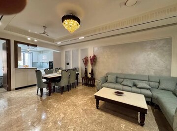 Parking in 3 BHK Builder Floor at Saket – for Rent