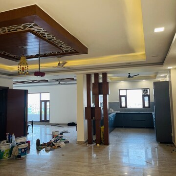 Gym in 4 BHK Builder Floor at Srishti Greenfield Homes, Sector 42 – for Rent
