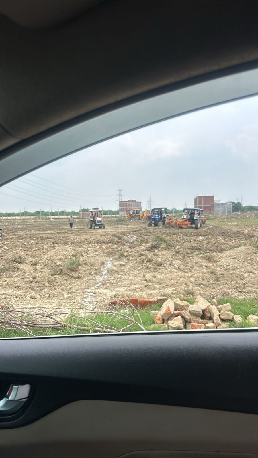 Plot For Sale in Malti Puram 