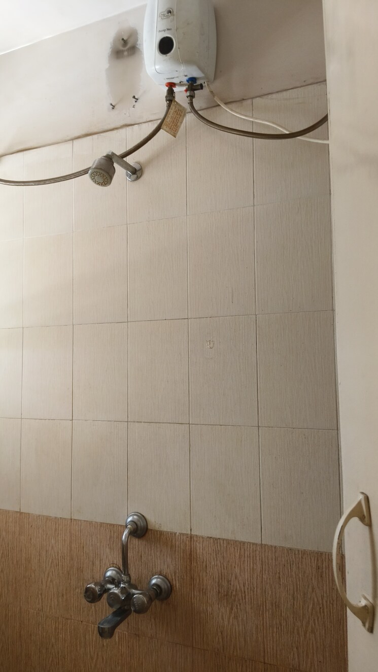 Bathroom, saidatta-residency 1 Bedroom 653 Sq.Ft. Apartment In Baner Pune 8889677