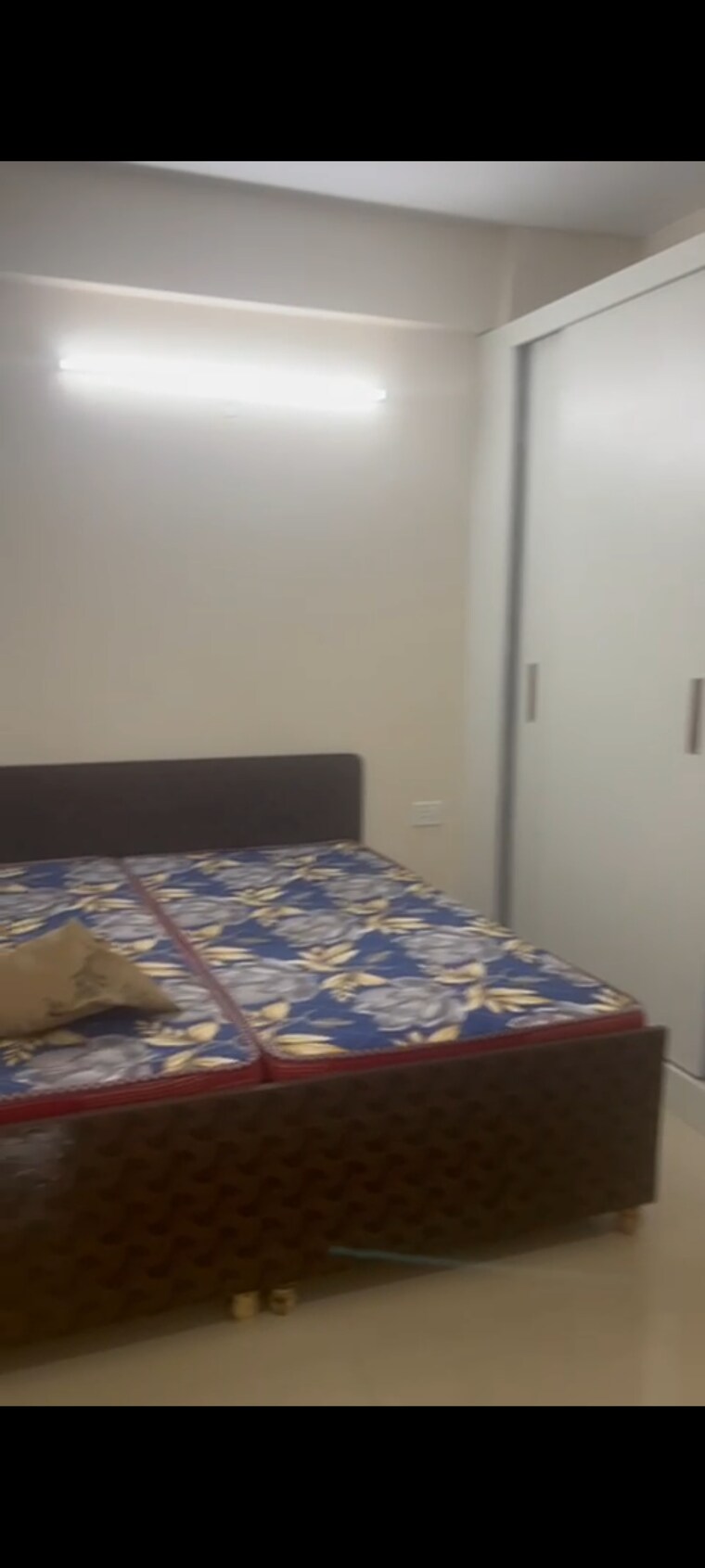 Bedroom, shree-vardhman-green-court 2 Bedroom 690 Sq.Ft. Apartment In Sector 90 Gurgaon 8889701