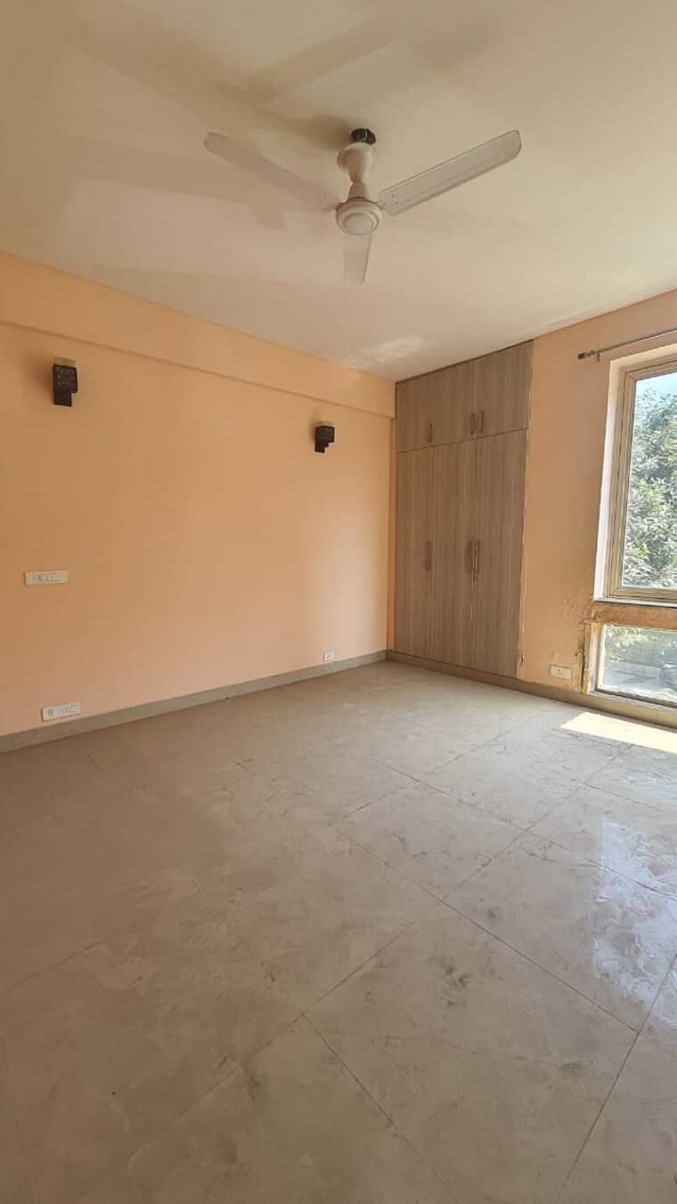 Room, orchid-island 3 Bedroom 1560 Sq.Ft. Builder Floor In Sector 51 Gurgaon 8889708