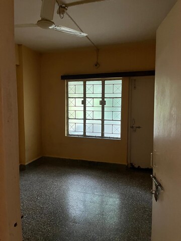 Room in 2 BHK Apartment at Shivtirth Nagar – for Rent