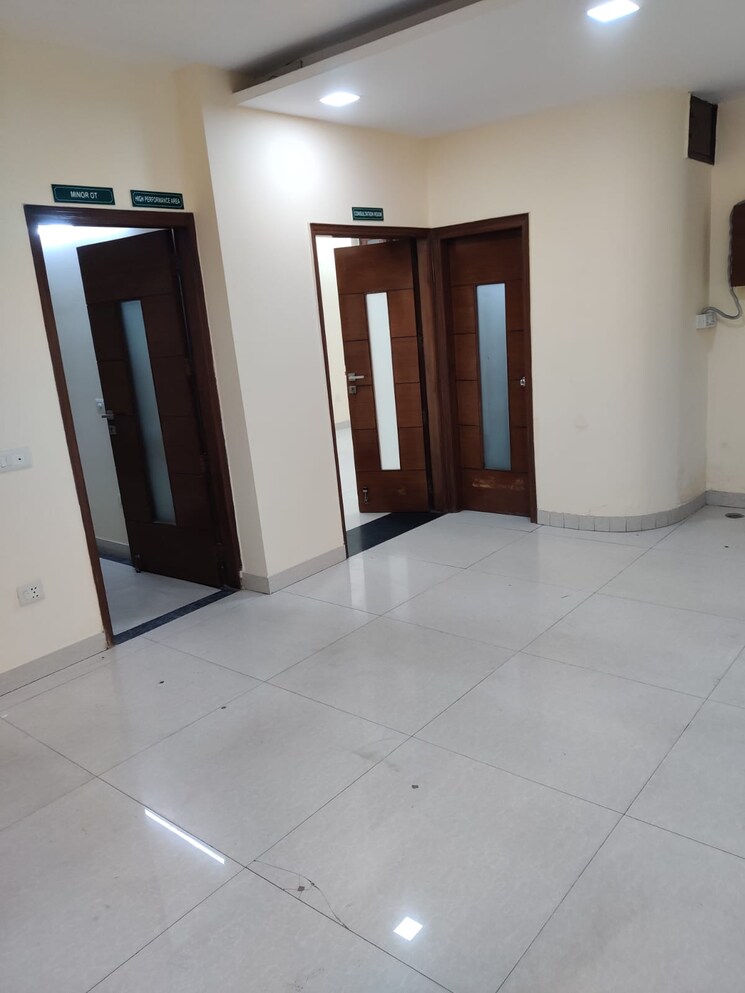 Team Area, hauz khas Commercial Office Space 1850 Sq.Ft. In Hauz Khas Delhi 8889703