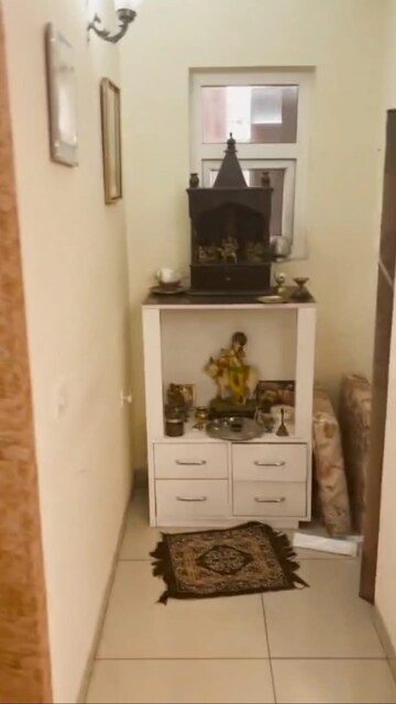 Furnished Amenities in 3.5 BHK Independent House at Mussoorie Road – for Sale