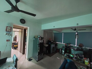 Master Bedroom in 2 BHK Apartment at Karve Road – for Rent